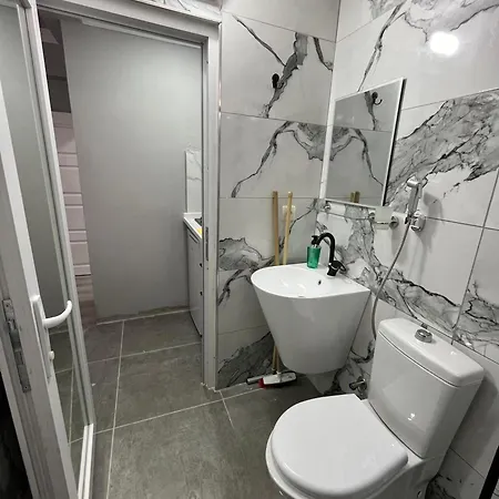 Yali Apartment *