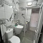 Yali Apartment *