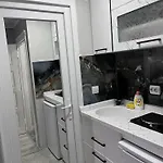 Yali Apartment *