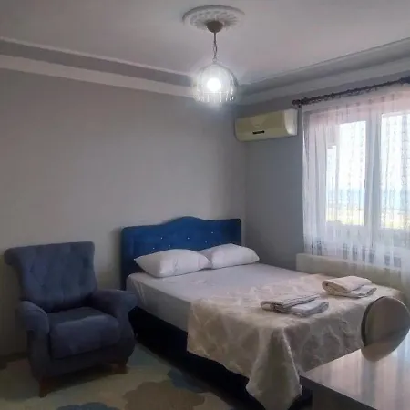 Yali Apartament *