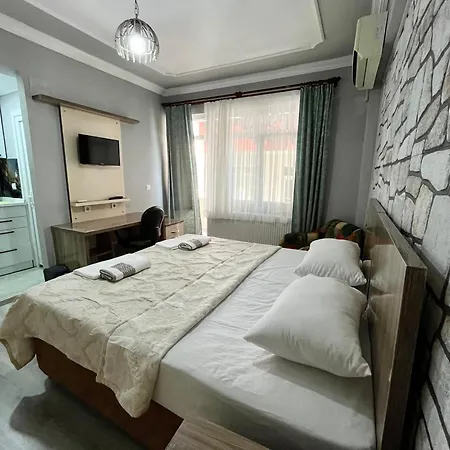 Apartament Yali *