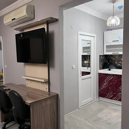 Yali Apartament