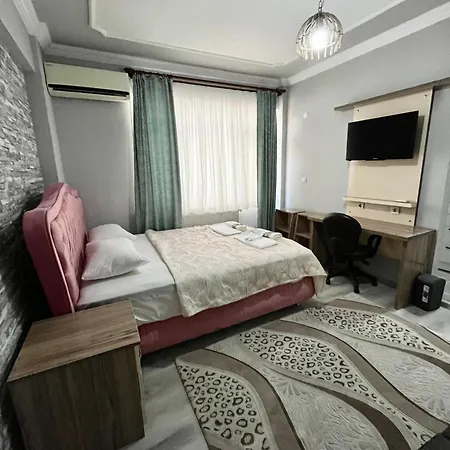 Apartament Yali *