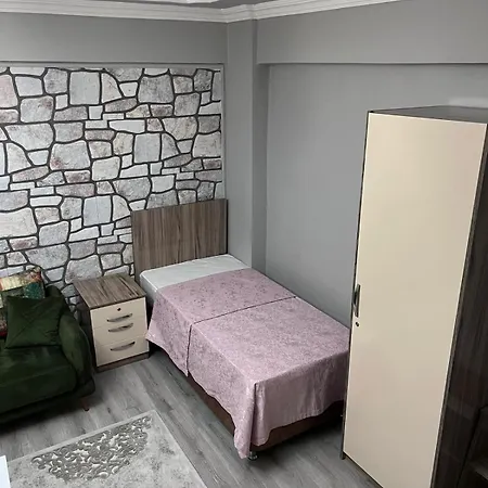 Yali Apartament
