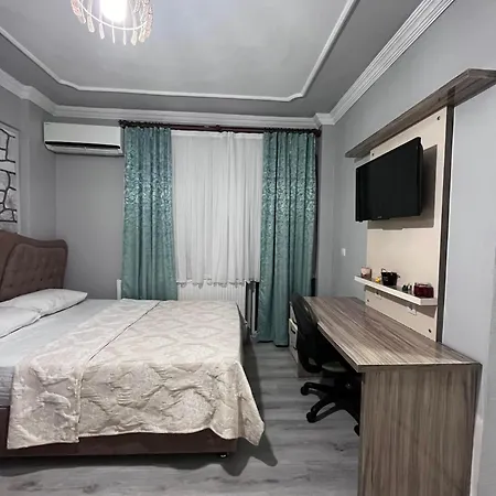 Apartament Yali *