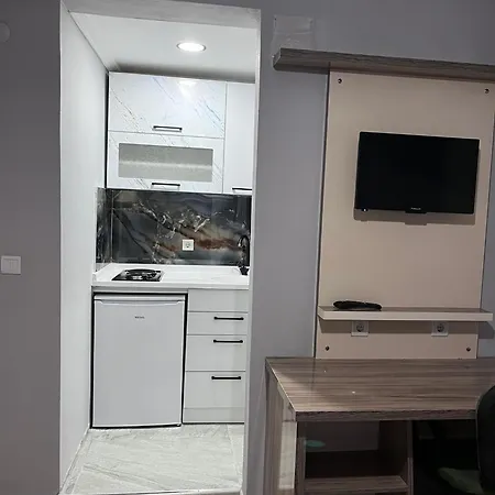 Apartament Yali *